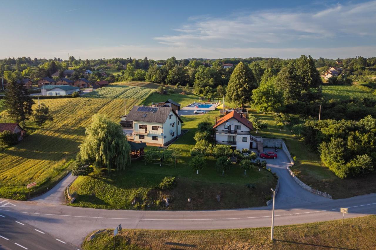 Apartments Lucija Слуни Экстерьер фото